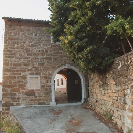 Oltre L'Arco Hotel San Dorligo della Valle Eksteriør billede