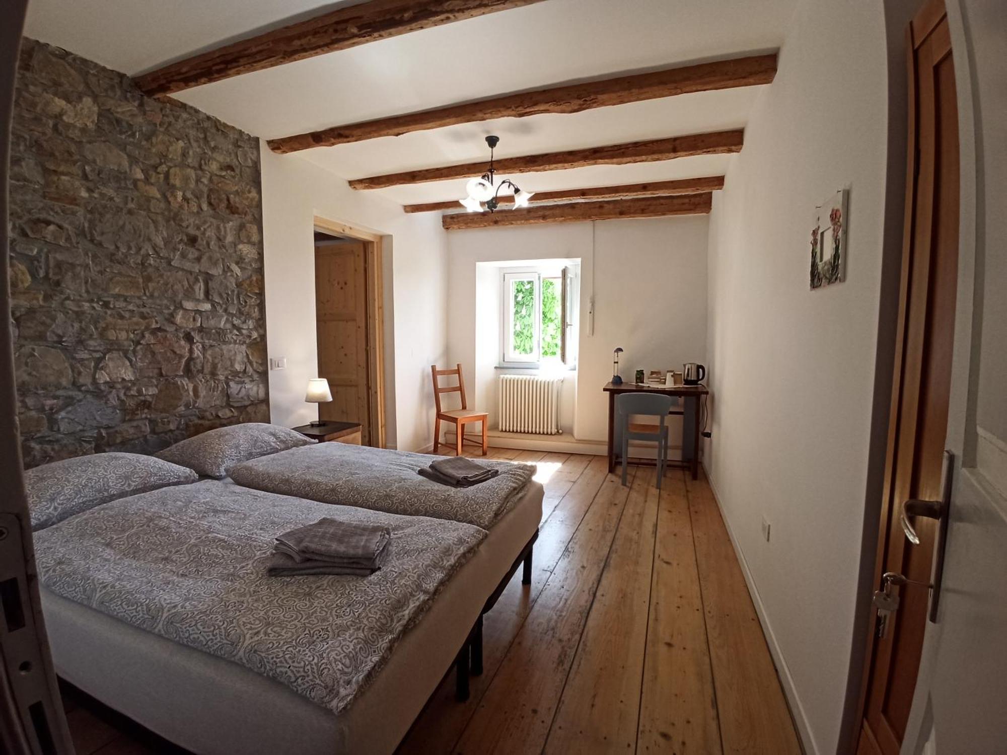 Oltre L'Arco Hotel San Dorligo della Valle Eksteriør billede